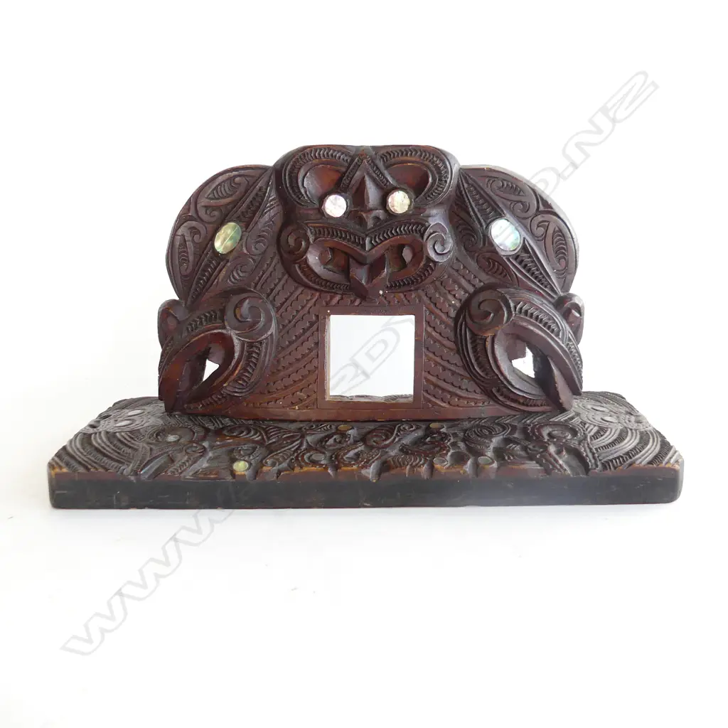An old Māori well carved wood clock stand, Image 1++